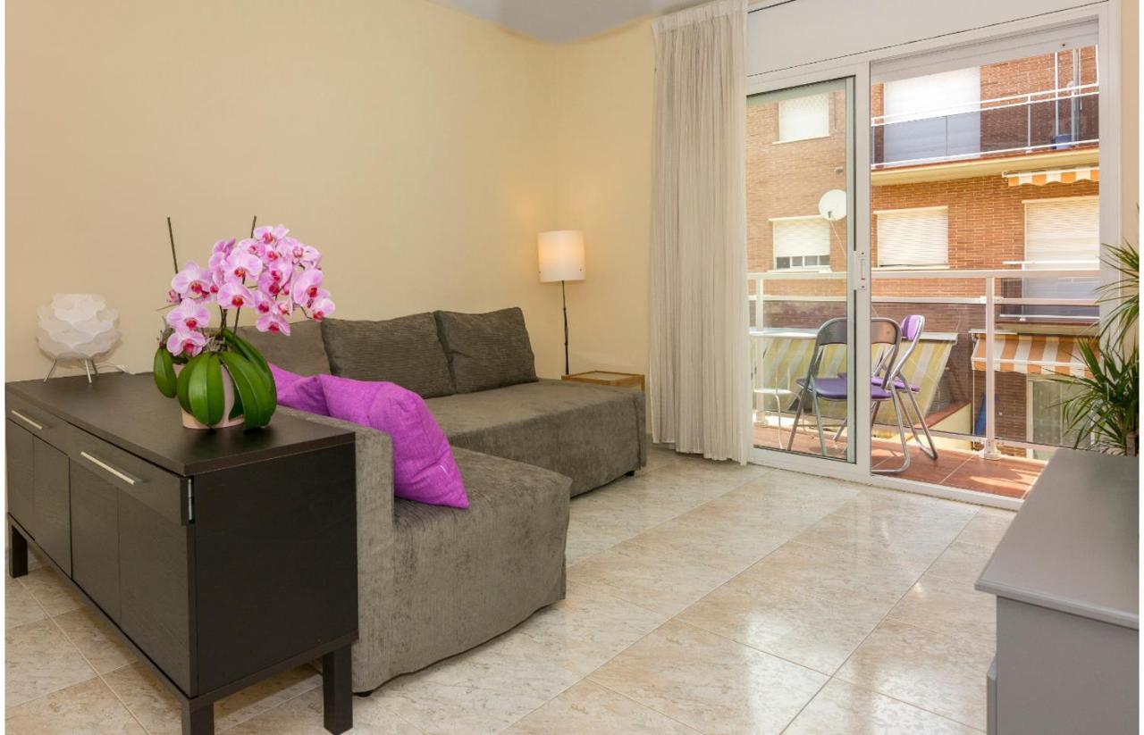Homeholidaysrentals Salvador Пинеда-де-Мар Экстерьер фото