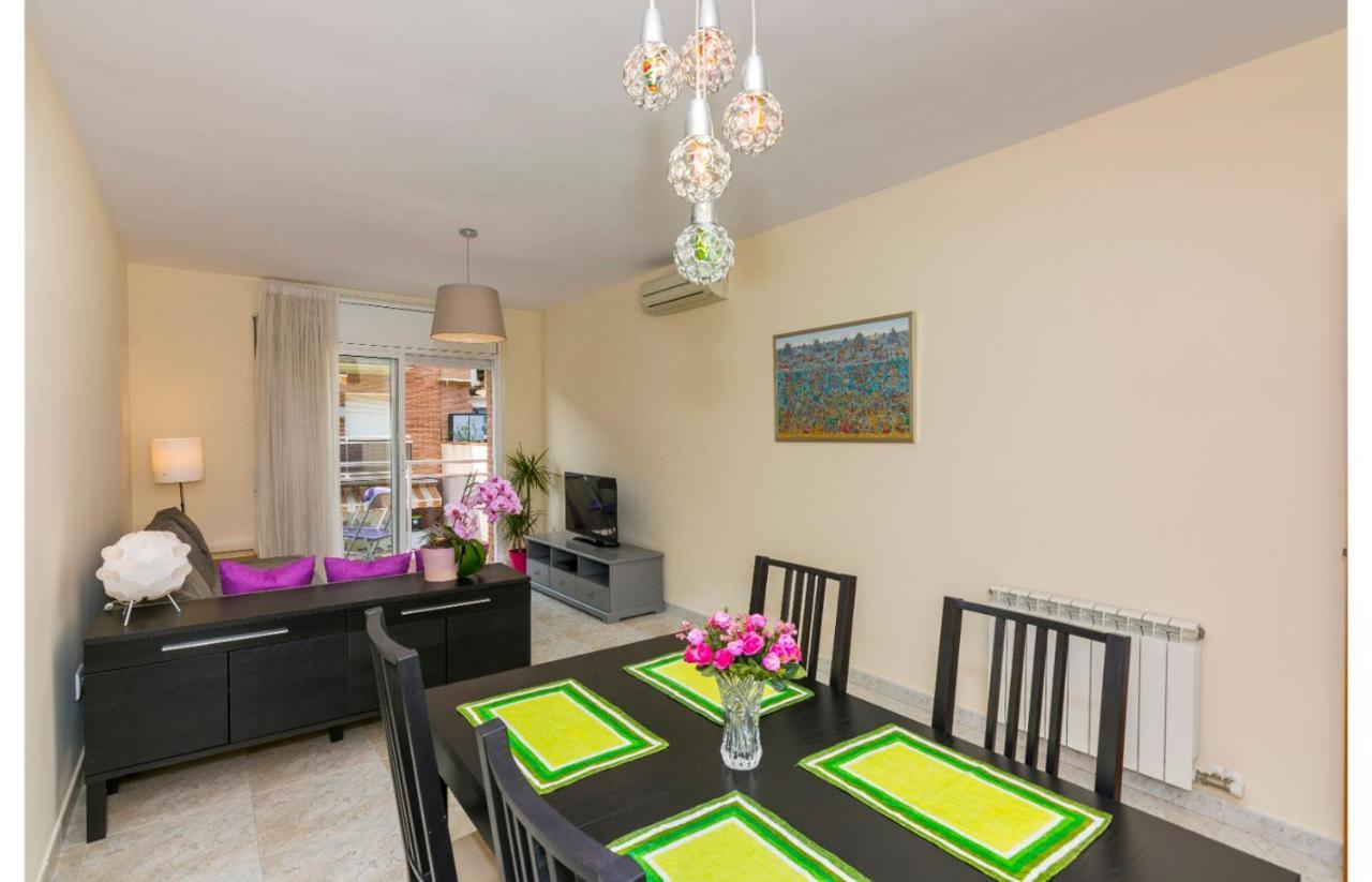 Homeholidaysrentals Salvador Пинеда-де-Мар Экстерьер фото