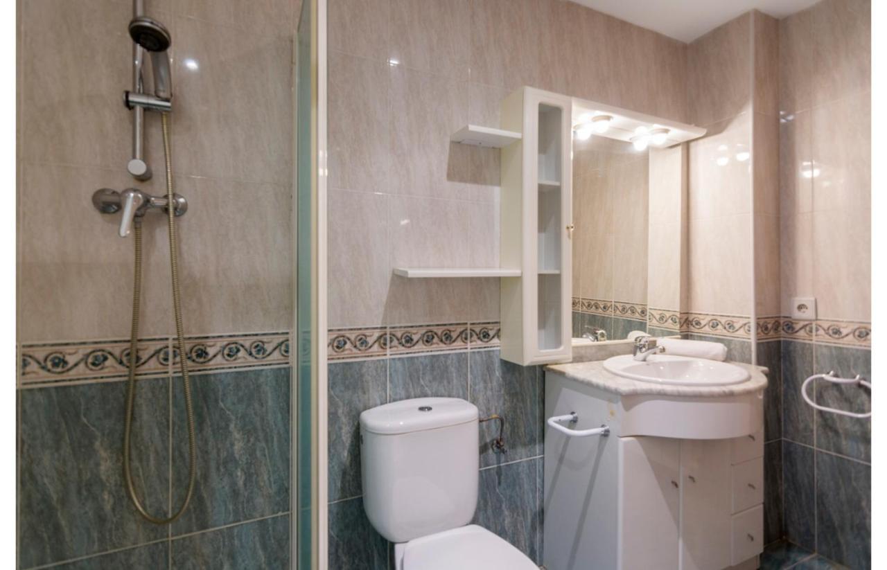 Homeholidaysrentals Salvador Пинеда-де-Мар Экстерьер фото