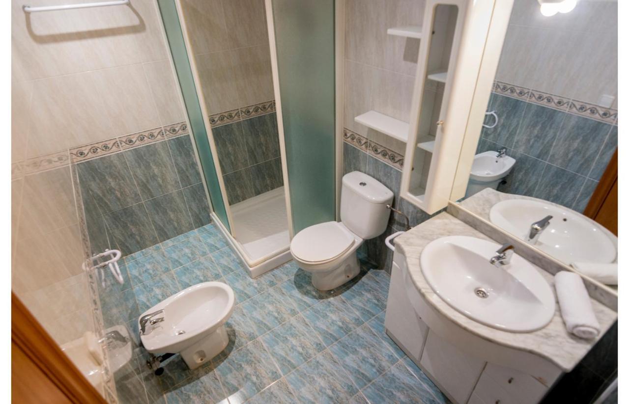Homeholidaysrentals Salvador Пинеда-де-Мар Экстерьер фото