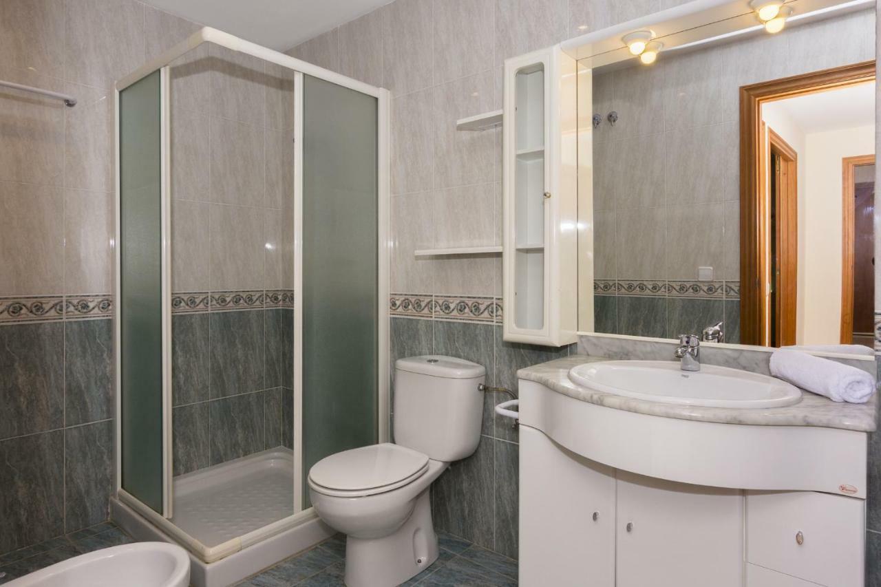 Homeholidaysrentals Salvador Пинеда-де-Мар Экстерьер фото