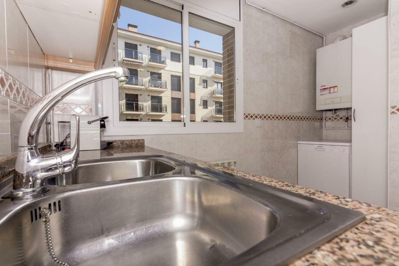 Homeholidaysrentals Salvador Пинеда-де-Мар Экстерьер фото