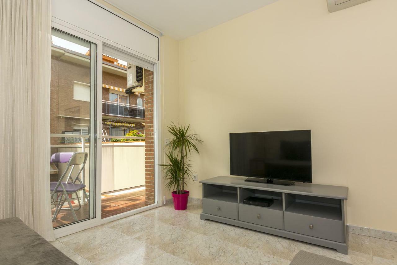 Homeholidaysrentals Salvador Пинеда-де-Мар Экстерьер фото